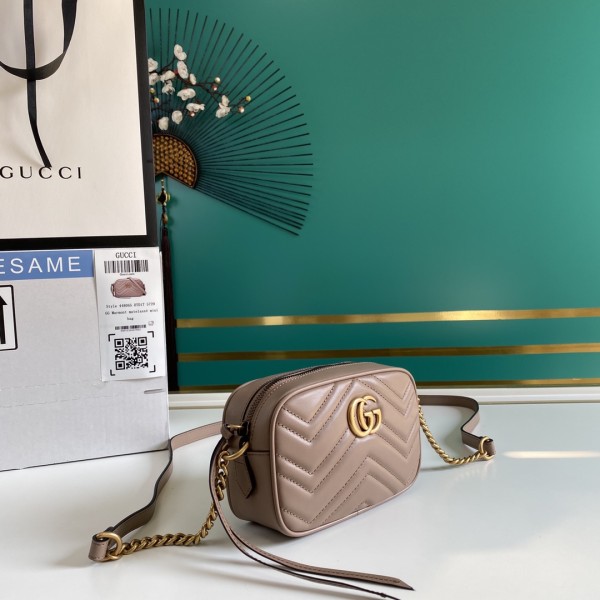  Handbag  Gucci 448065 size  18*12*6 cm