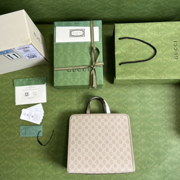  Handbag  Gucci 605614 size  28*26.5*9  cm