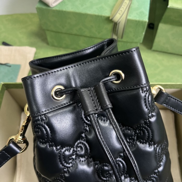  Handbag  Gucci 728231 size 17*20*10 cm 