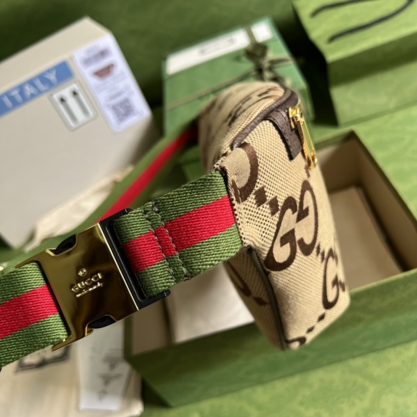  Handbag  Gucci 696031 size 39x 17x 4 cm