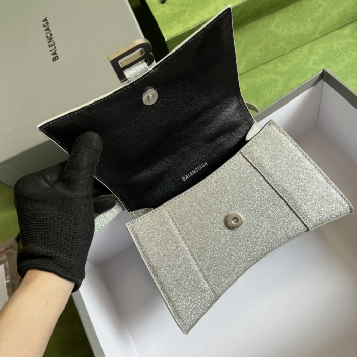  Handbag  Gucci 5928331 size  19*13*8 cm