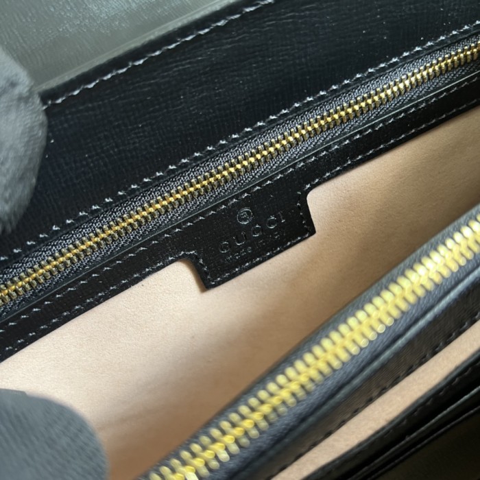  Handbag  Gucci 702049 size  29*20*13 cm