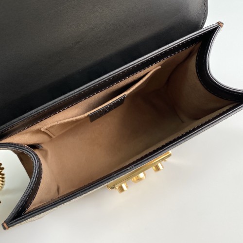  Handbag   Gucci 409487  size  20*12.5*8  cm