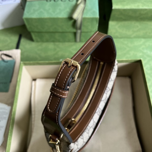  Handbag Gucci 726843 size 22*12.5*5 cm