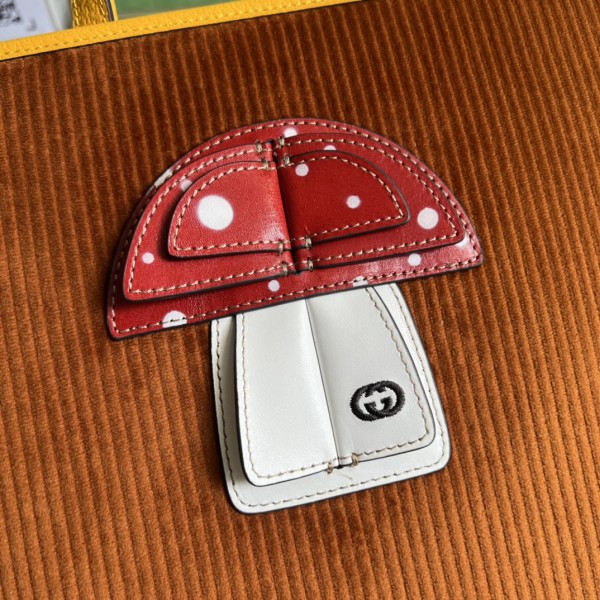  Handbag  Gucci  705042 size  28.5*25*11 cm