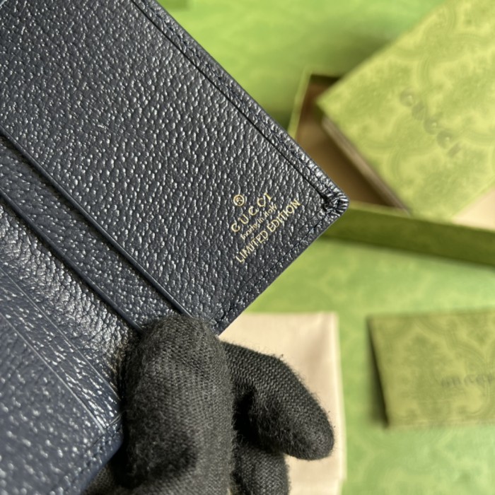 Handbag  Gucci  706853 size  7*10.5 cm