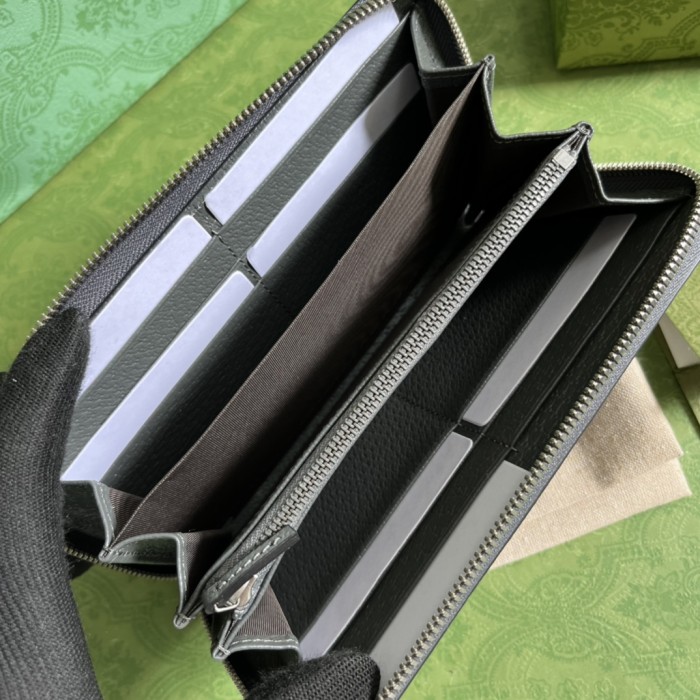  Handbag   Gucci 706844 size  19*10.5*2.5 cm