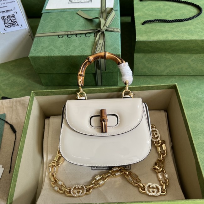  Handbag  Gucci 686864 size 17*12*7.5 cm