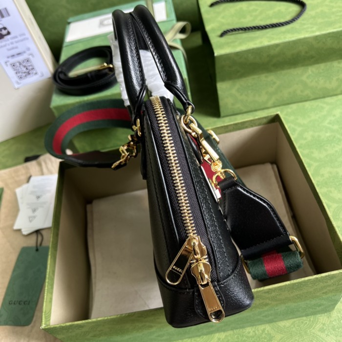 Handbag Gucci  677212 size 20*19.5*7.5 cm