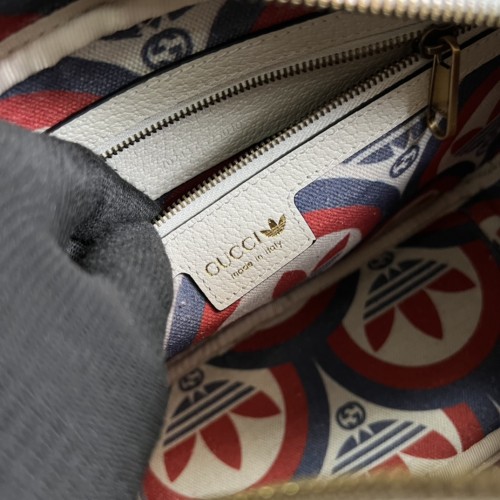  Handbag  Gucci 702427 size  25*16*9.5 cm