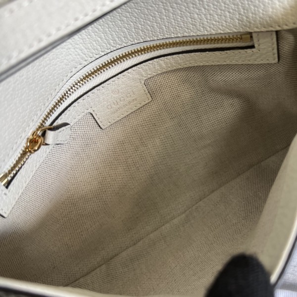  Handbag  Gucci 699268 size 28x16x4 cm