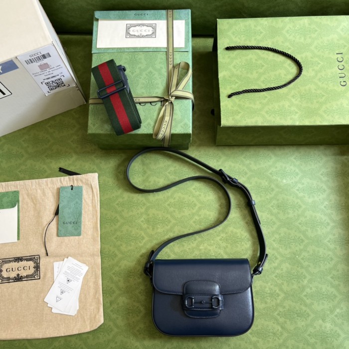  Handbag  Gucci 726226 size 20.5*14.5*5 cm