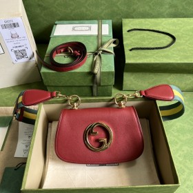  Handbag  Gucci 698643 size 22*13*5.5 cm