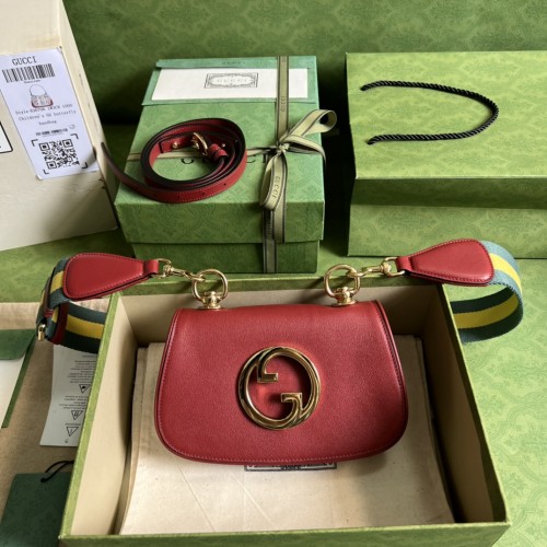  Handbag  Gucci 698643 size 22*13*5.5 cm
