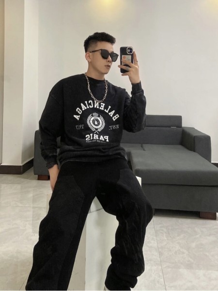 Balenciaga Regular Crewneck