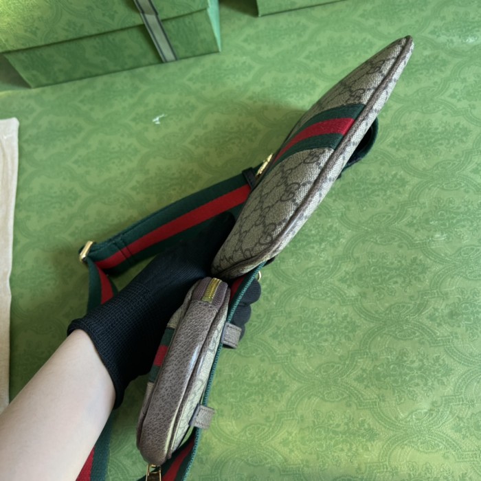  Handbag  Gucci 698805 size 20*13 cm