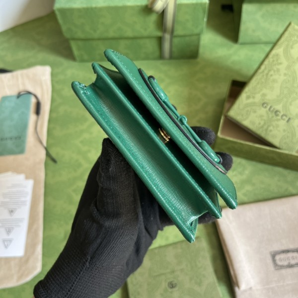  Handbag  Gucci 621887 size 11*8.5*3 cm