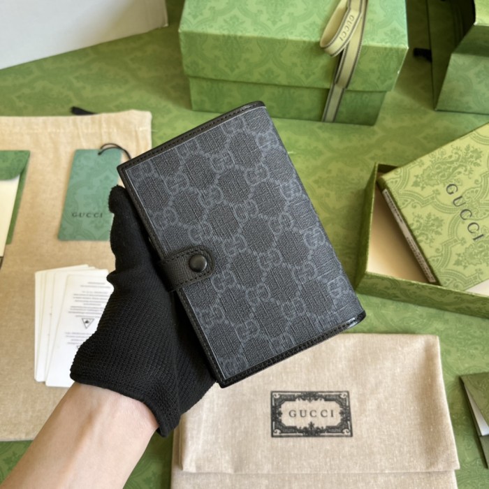 Handbag  Gucci  724562 size  10.5*14.5 cm