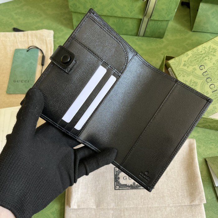 Handbag  Gucci  724562 size  10.5*14.5 cm