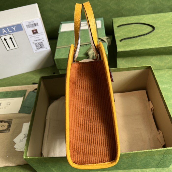  Handbag  Gucci  705042 size  28.5*25*11 cm