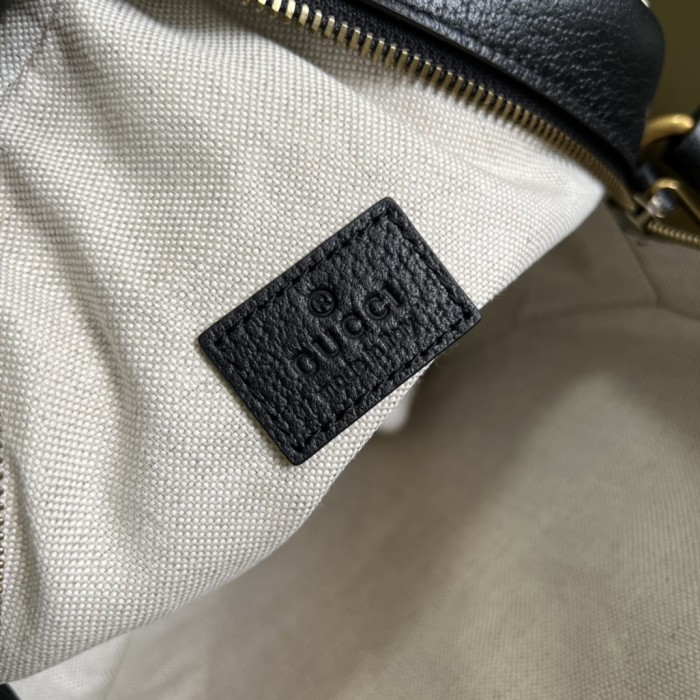  Handbag  Gucci 702626 size 22*22*7 cm