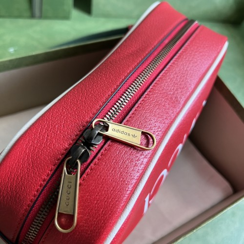  Handbag  Gucci 702427 size 255*16*9.5 cm