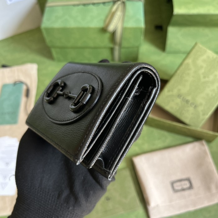  Handbag  Gucci  621887 size 11*8.5*3 cm