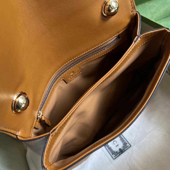  Handbag  Gucci 699210 size  29 x 22 x 7 cm