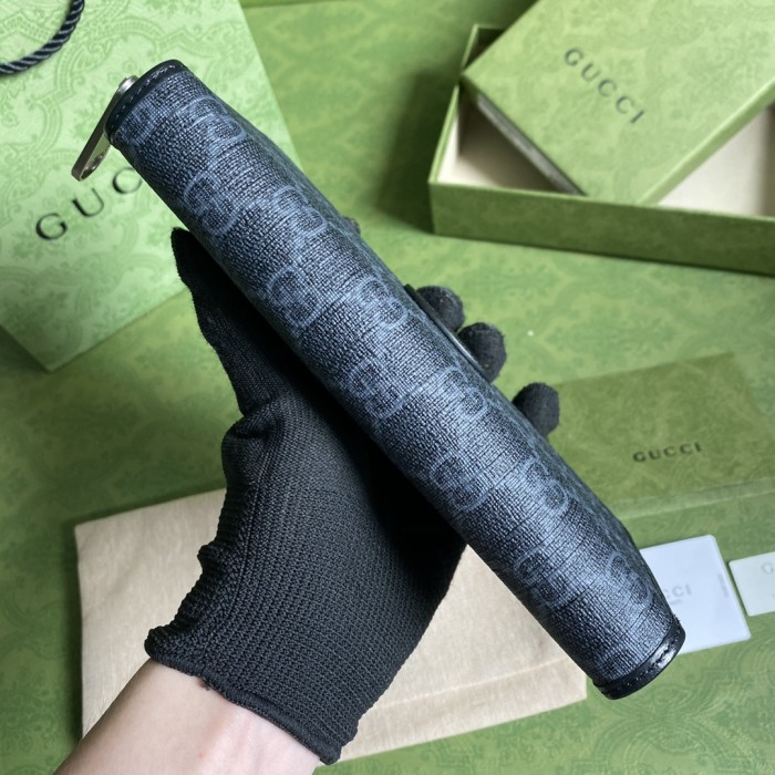  Handbag  Gucci 673003 size  19*10.5*2 cm