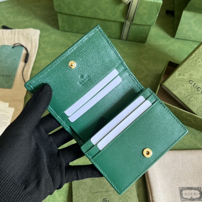  Handbag  Gucci 621887 size 11*8.5*3 cm