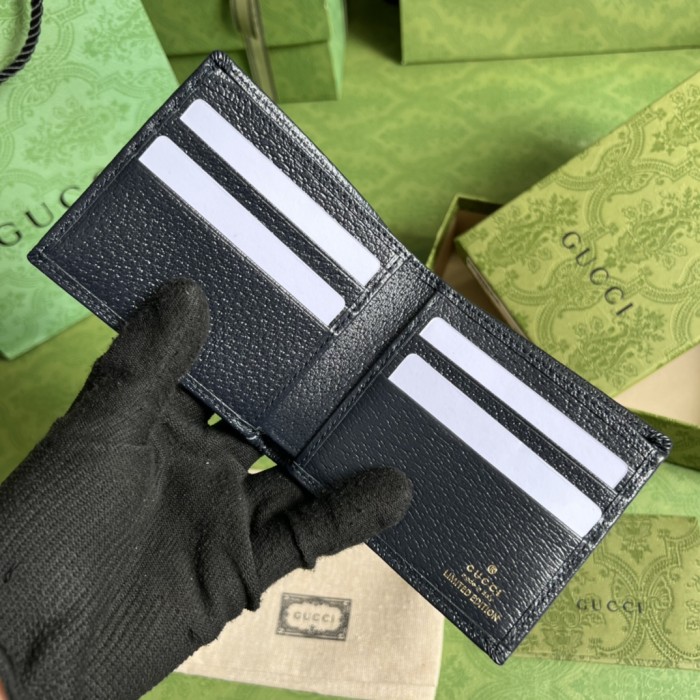  Handbag  Gucci 597606 size 12*9.5*1.5 cm