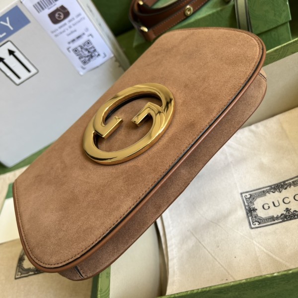  Handbag  Gucci 699268 size 28x16x4 cm