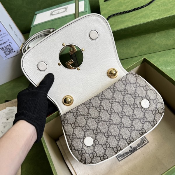  Handbag  Gucci 698643 size 22*13*5.5 cm