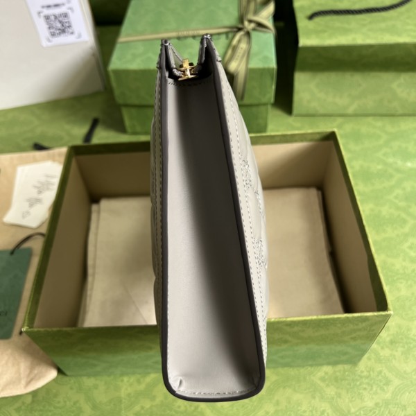  Handbag  Gucci  723780 size 10*7.5*2  cm