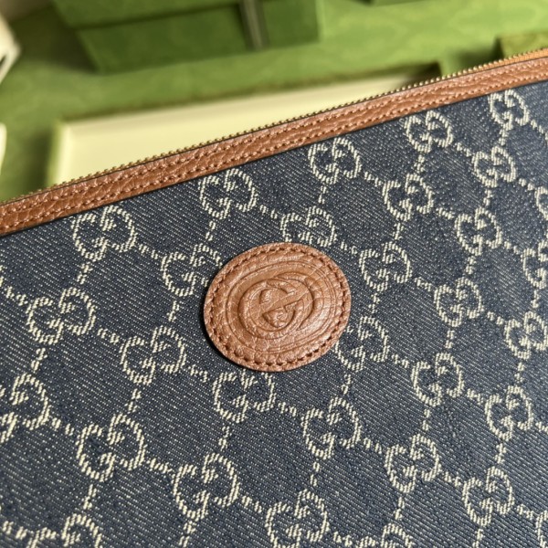  Handbag  Gucci 672953  size  30.5*21*1.5 cm