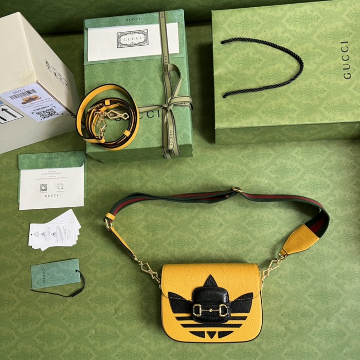  Handbag  Gucci 658574 size 20*14*5 cm