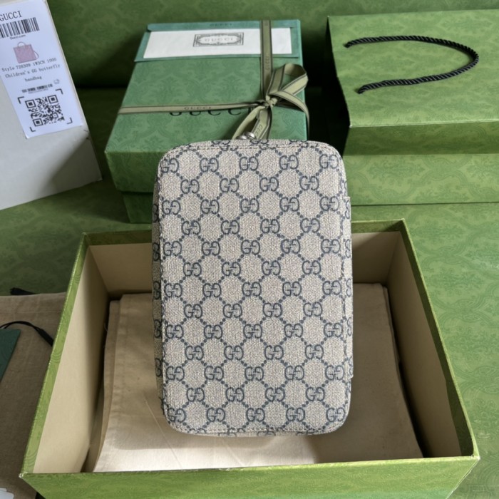  Handbag  Gucci  726657  size 22*8*14 cm