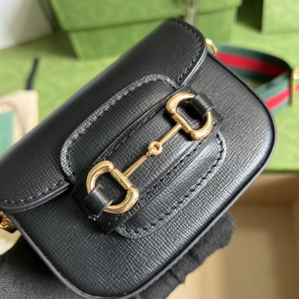  Handbag  Gucci 699760 size 12*9*4 cm
