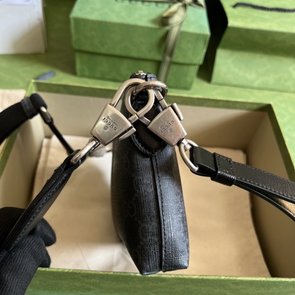  Handbag  Gucci 723306 size 16*13.5*3.5 cm