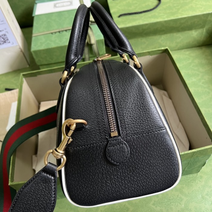  Handbag  Gucci 702397 size 31.5*18*15.5 cm