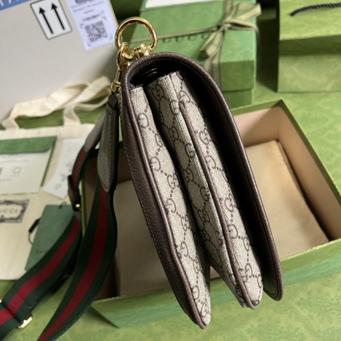  Handbags  Gucci 699210 size 29 x 22 x 7 cm