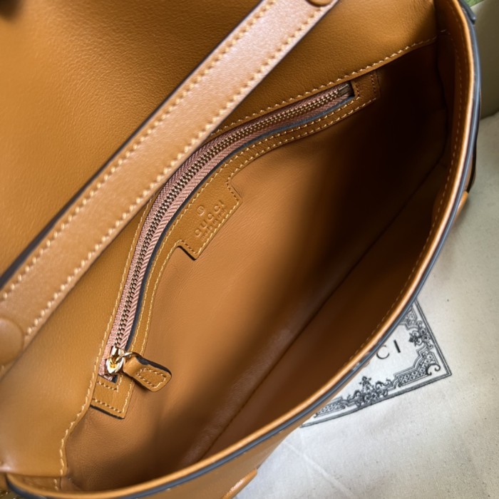  Handbag  Gucci 699268  size 28x16x4 cm