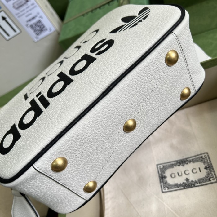  Handbag  Gucci 702427 size  25*16*9.5 cm