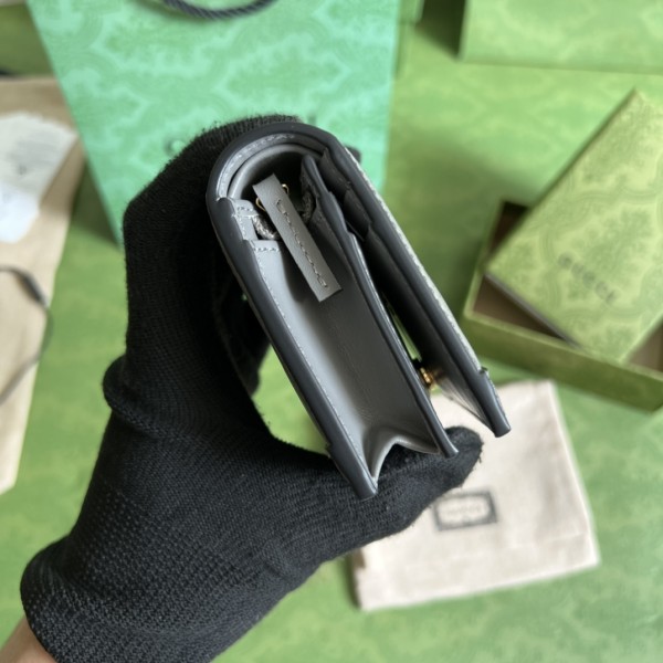  Handbag  Gucci 723786  size  11x*8.5*3 cm