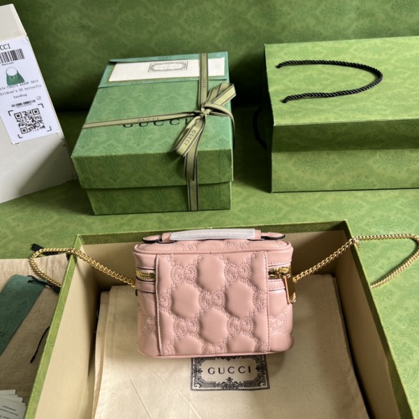  Handbag  Gucci 723770 size 16*40.5*5 cm