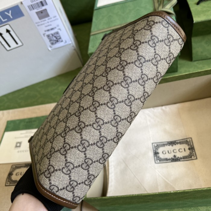  Handbag  Gucci 672956 size 26*20*6 cm