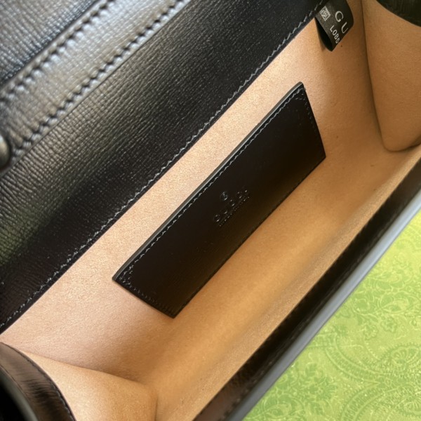  Handbag  Gucci 724713 size 20*12*5.5 cm