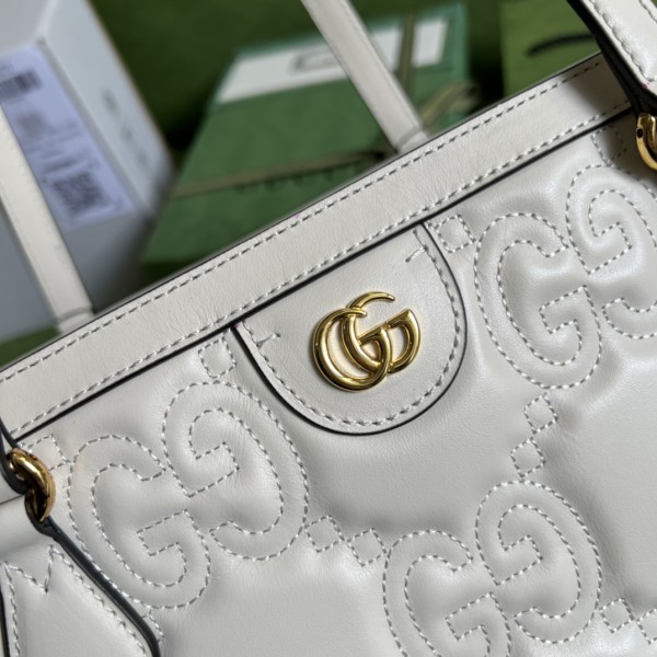  Handbag  Gucci  631685 size 38x 28x 14 cm