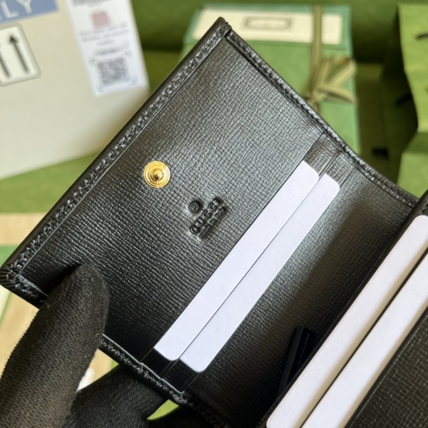  Handbag  Gucci  621887 size 11*8.5*3 cm