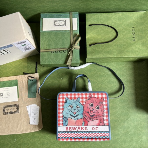  Handbag  Gucci 630542 size 28.5*25*11 cm